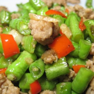 Stir-fry Garlic Long Beans